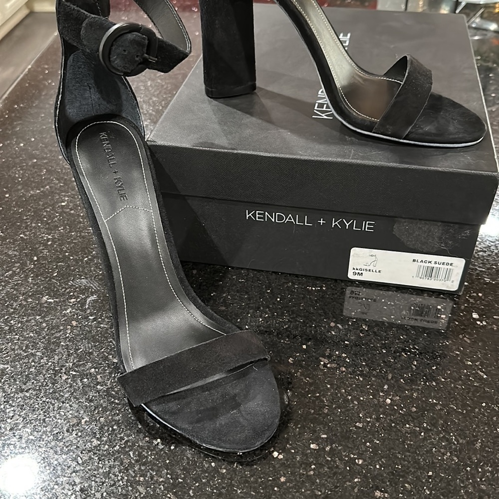 New in box! Kendall + Kylie black strap heels - Picture 2 of 7